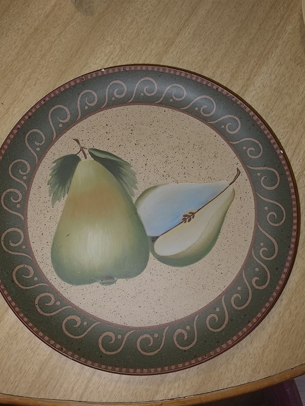 Home Interiors Round Decorative Plate with Green and Cream Pear Motif